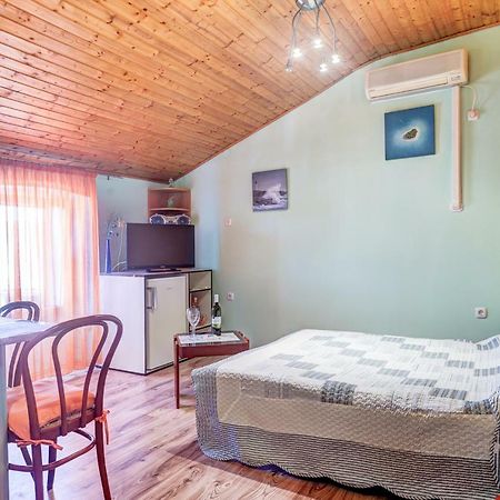 Apartment In Center Pula Ngoại thất bức ảnh
